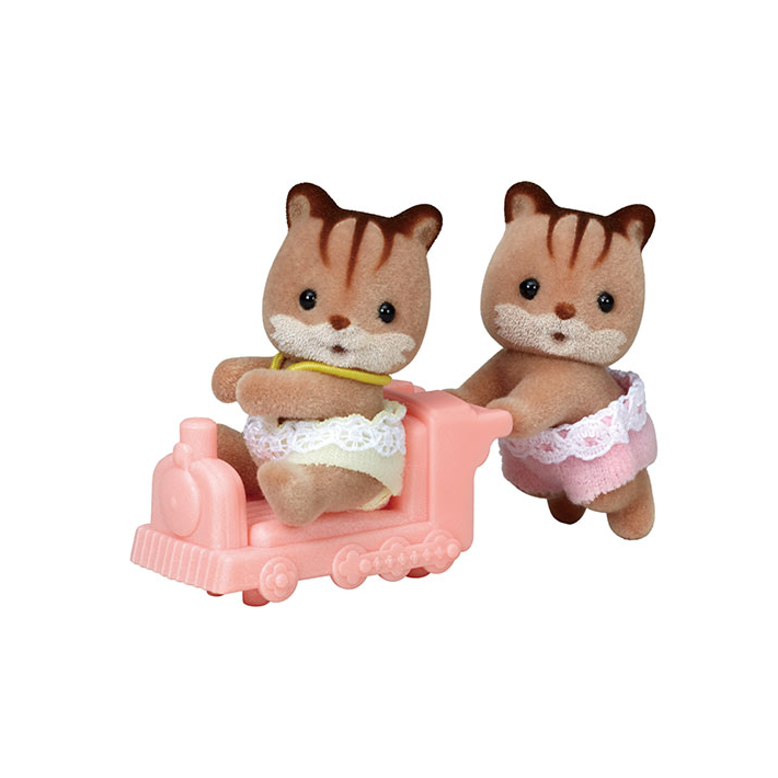 Calico critters hot sale hazelnut chipmunk family